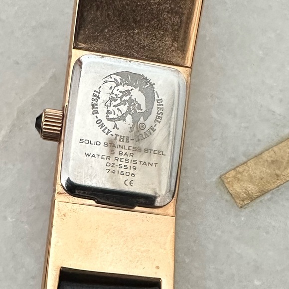 Diesel Women Watch Black & Camelia Rose [DZ5519] - Picture 4 of 5